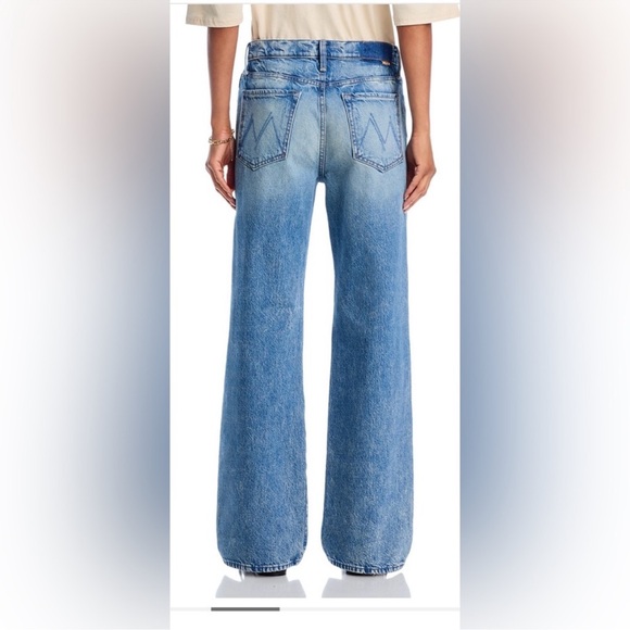 Mother The Dodger High Rise Sneakers Jeans in Wash NWT - Picture 2 of 15
